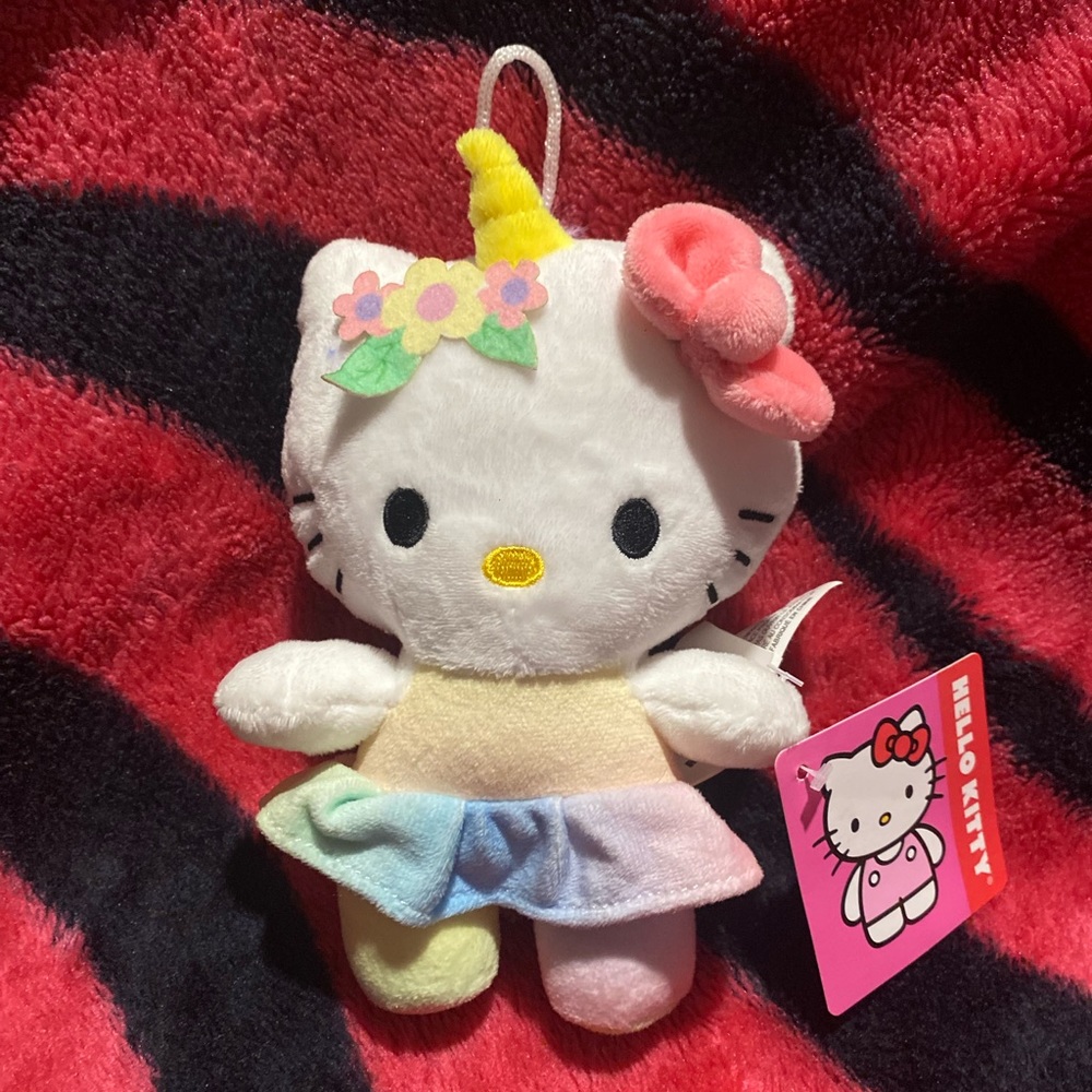 Hello kitty plushie
